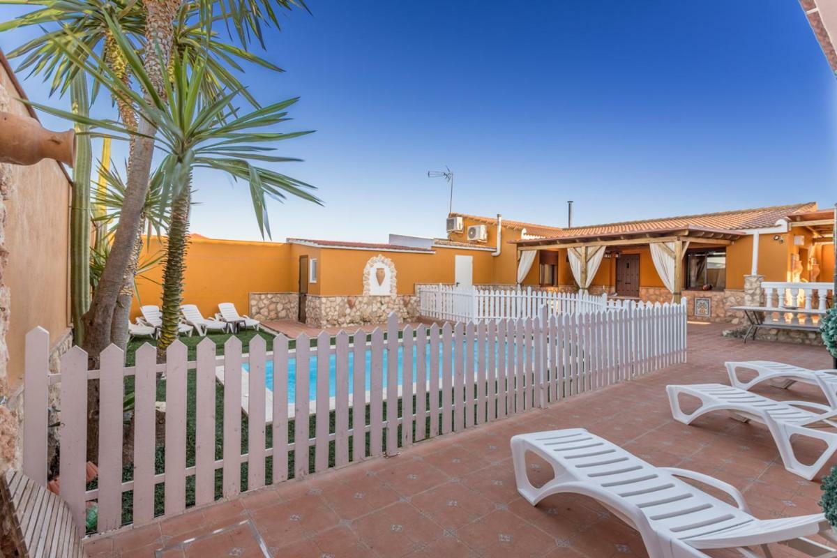 Villa Casa Ludima à Fuentes de Andalucía Extérieur photo
