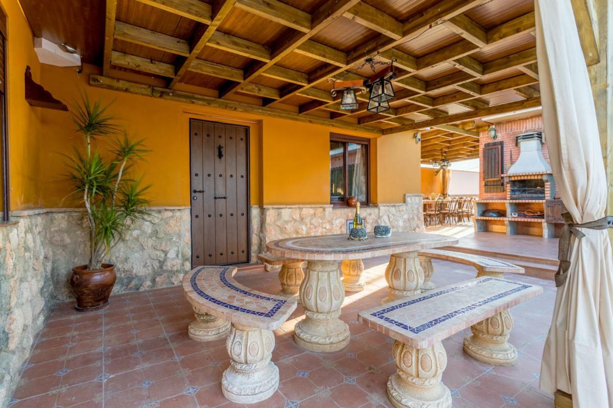 Villa Casa Ludima à Fuentes de Andalucía Extérieur photo